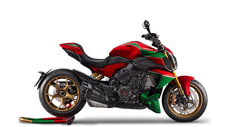 V4 RS 100